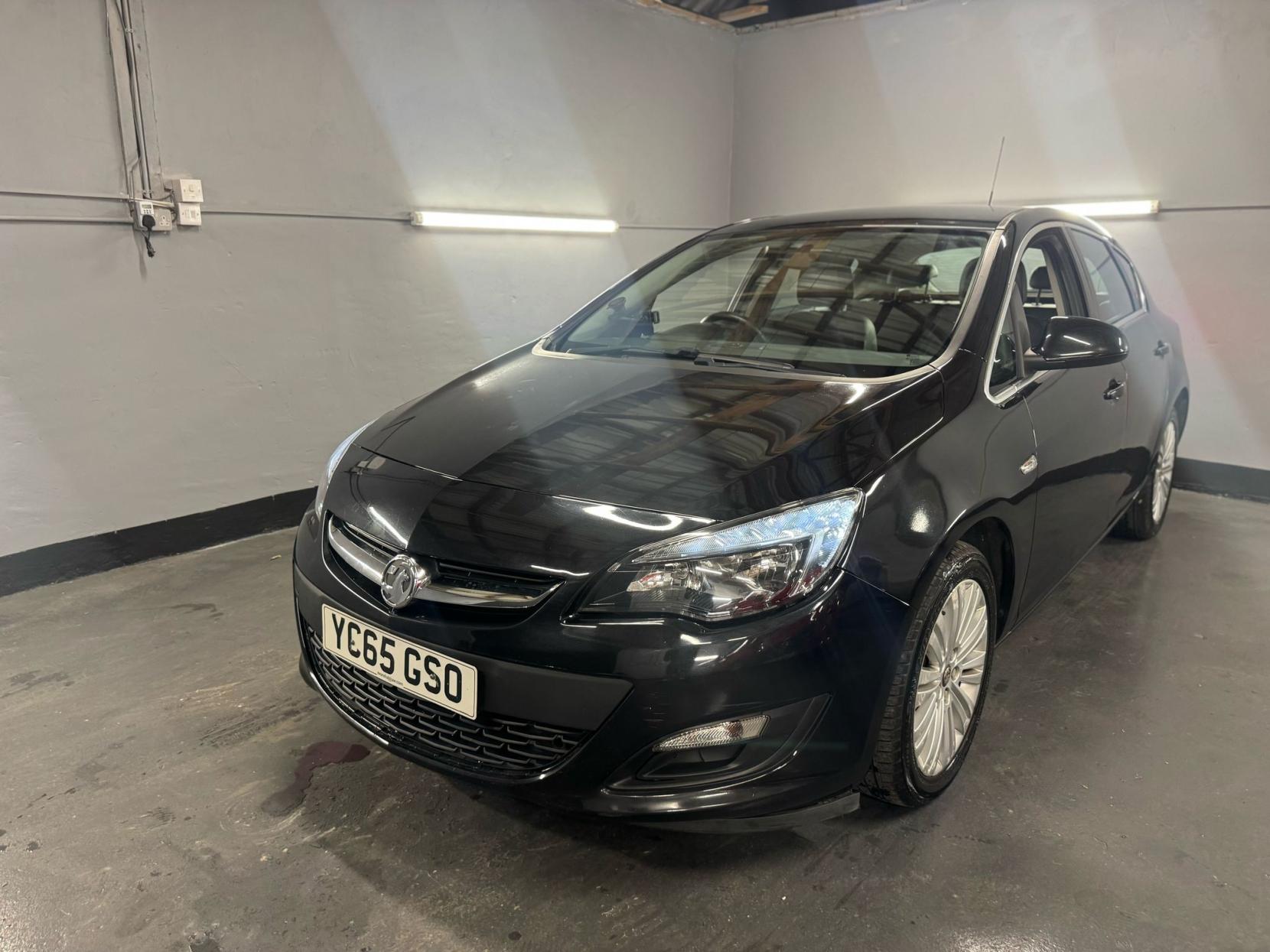 Vauxhall Astra 1.6i Excite Hatchback 5dr Petrol Manual Euro 6 (115 ps)