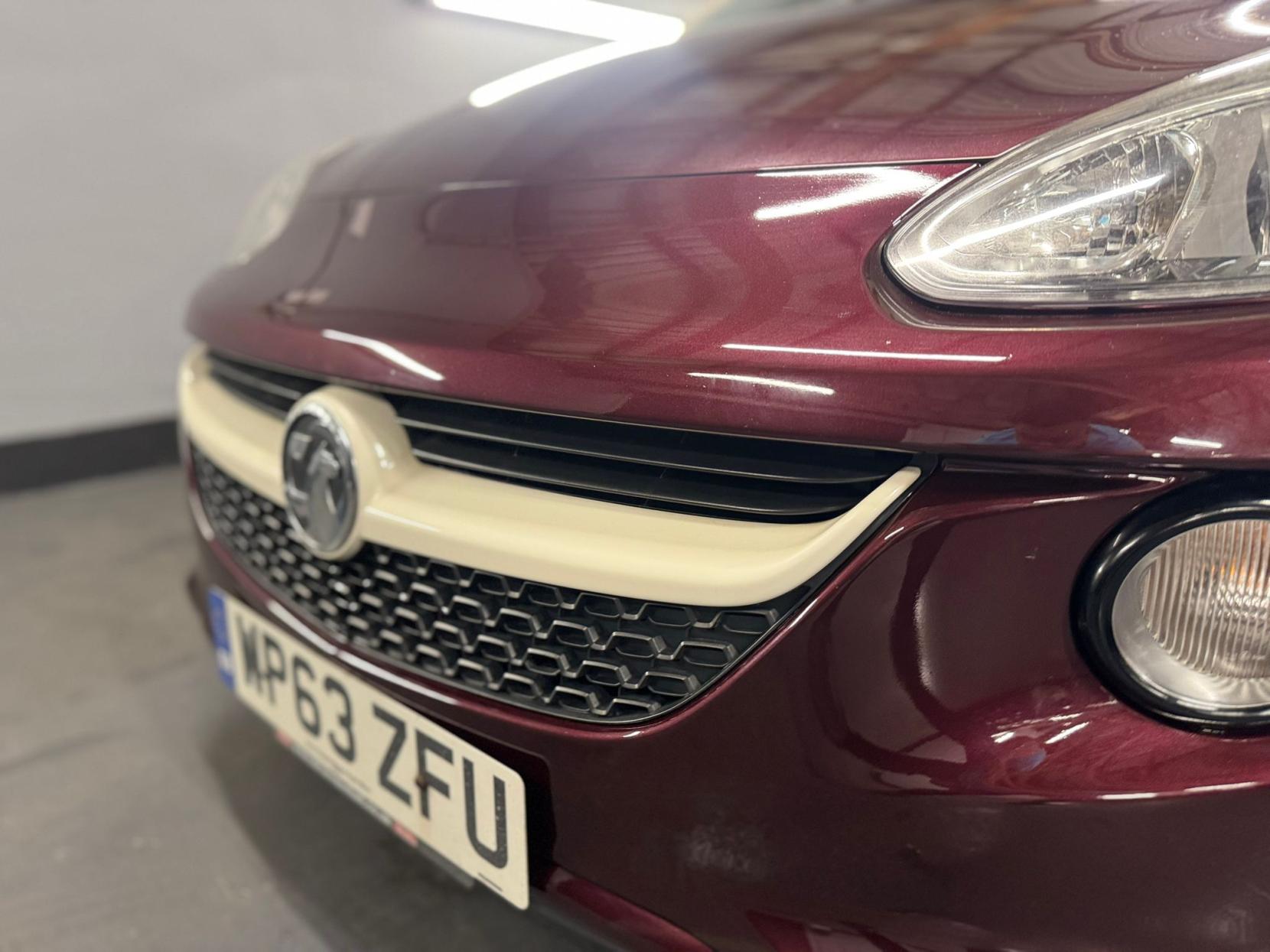 Vauxhall ADAM 1.4 16v GLAM Hatchback 3dr Petrol Manual Euro 5 (87 ps)