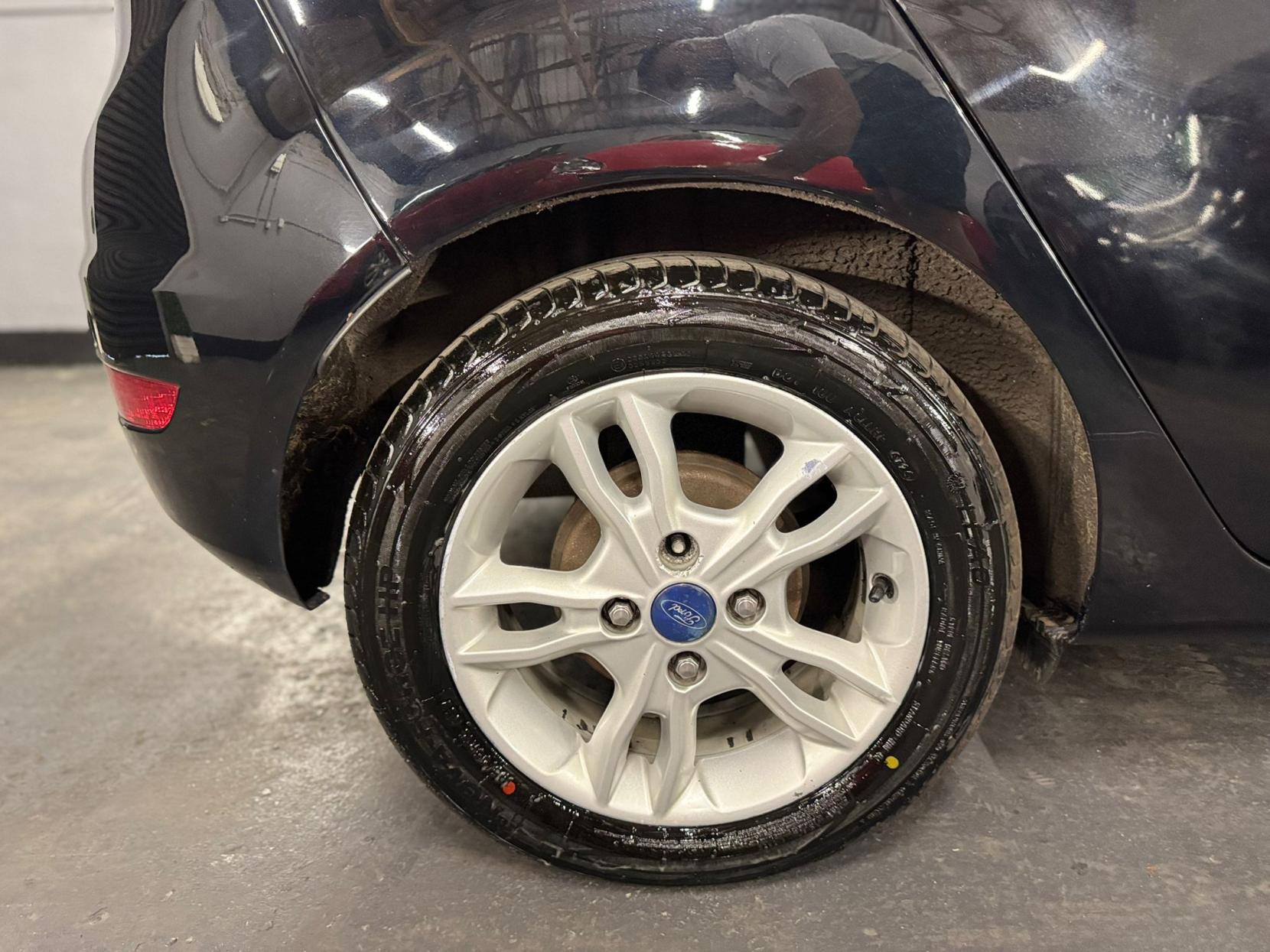 Ford Fiesta 1.5 TDCi Zetec Hatchback 5dr Diesel Manual Euro 6 (75 ps)