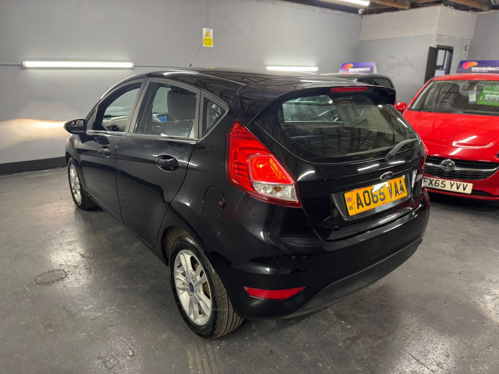 Ford Fiesta 1.5 TDCi Zetec Hatchback 5dr Diesel Manual Euro 6 (75 ps)