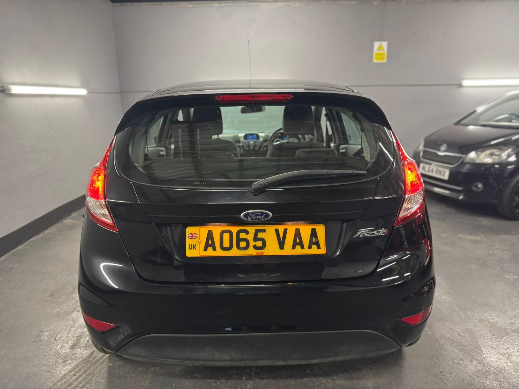 Ford Fiesta 1.5 TDCi Zetec Hatchback 5dr Diesel Manual Euro 6 (75 ps)