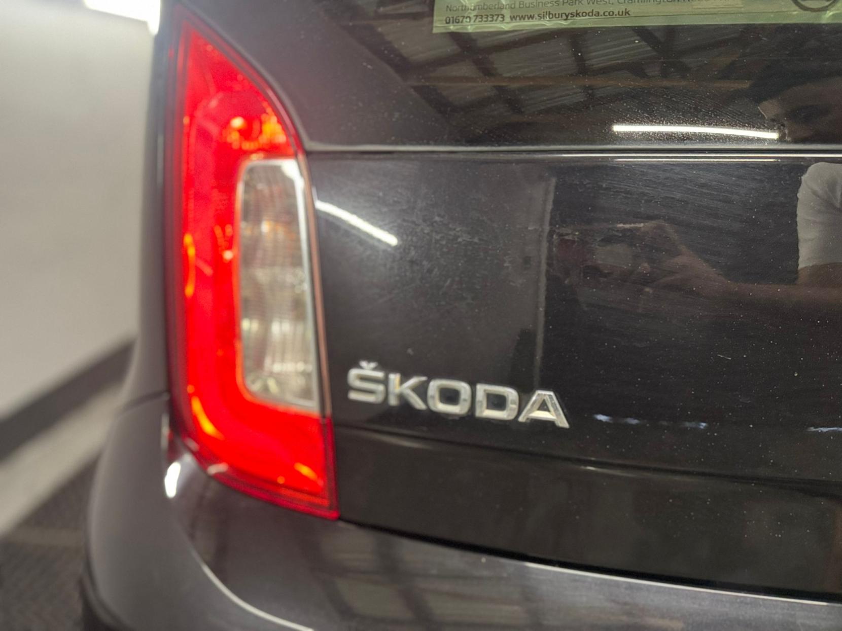Skoda Citigo 1.0 MPI Black Edition Hatchback 5dr Petrol Manual Euro 5 (60 ps)